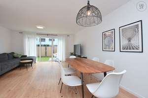 Tolles, modern möbliertes Reihenmittelhaus, mit viel Platz in Leinfelden-Echterdingen – Die vollständige Adresse der Immobilie erhältst du vom Anbieter., 70771 Leinfelden-Echterdingen – Vorschaubild 1