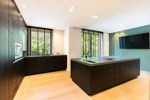 Architekten-
Penthouse 
mit Aufzug & 
Galerie – Die vollständige Adresse der Immobilie erhältst du vom Anbieter., 22391 Wellingsbüttel, Hamburg – Vorschaubild 18