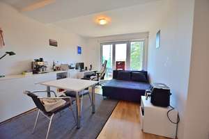 lichtdurchflutete 2 Zimmer Wohnung mit großem Balkon und Aufzug – Heideloffstr. 28, 90478 Glockenhof, Nürnberg – Vorschaubild 4