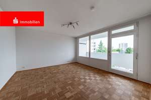 Frankfurt-Eckenheim: Frisch renovierte & modernisierte 2-Zimmer-Wohnung mit Loggia & Aufzug 