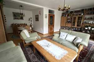 Gepflegtes Reihenmittelhaus mit Süd-West Garten und Garage in ruhiger Wohnlage – Groß-Gerau (Kreis) – Vorschaubild 2