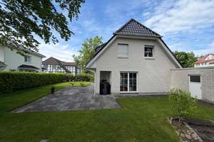 Groß-Buchholz: Freistehendes Einfamilienhaus in schöner Lage, BJ 2007 – Die vollständige Adresse der Immobilie erhältst du vom Anbieter., 30627 Misburg-Nord, Hannover – Vorschaubild 4