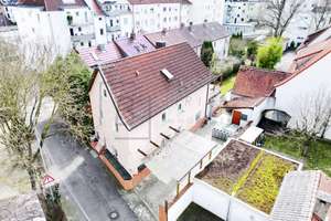 Voll vermietetes Dreifamilienhaus in zentrumsnaher Lage von Neu-Ulm – Die vollständige Adresse der Immobilie erhältst du vom Anbieter., 89231 Neu-Ulm – Vorschaubild 3