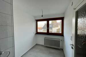 Erstbezug nach Sanierung: freundliches 6-Zimmer-Haus mit EBK in LE-Stetten – Esslingen (Kreis) – Vorschaubild 10
