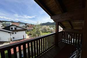 Zentrumsnahes Wohnhaus mit Einliegerwohnung in Bodenmais – viel Platz, schöner Garten uvm. – Die vollständige Adresse der Immobilie erhältst du vom Anbieter., 94249 Bodenmais – Vorschaubild 4