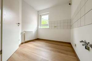 Lichtdurchflutete 3-Zimmer-Wohnung mit Balkon in Münster-Hiltrup – Die vollständige Adresse der Immobilie erhältst du vom Anbieter., 48165 Hiltrup-West, Münster – Vorschaubild 4