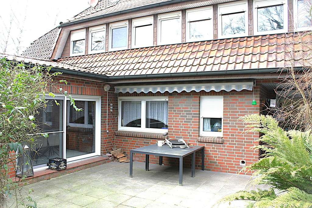 Immobilie in Herzlake - Großzügiges Wohnhaus mit Wintergarten, Poolhaus und vielseitigen Nutzungsmöglichkeiten - Bild 4