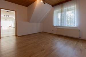 Leerstehendes Zweifamilienhaus auf 664m² Grundstück | Garage | viel Potenzial – Die vollständige Adresse der Immobilie erhältst du vom Anbieter., 30629 Misburg-Nord, Hannover – Vorschaubild 37