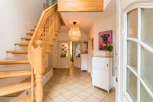 Modern single-family home in a quiet, wooded location – high-quality fittings and ready to move in – Die vollständige Adresse der Immobilie erhältst du vom Anbieter., 14471 Potsdam West, Potsdam – Vorschaubild 2