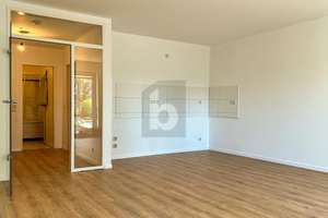 FRISCH RENOVIERTE 2-ZI-ETW MIT TERRASSE, HILDEN