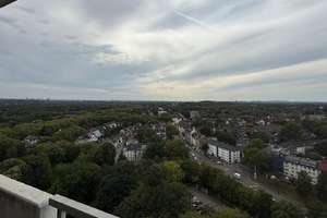 Kleines Raumwunder - riesiger Ausblick! Moderne Mikro-ETW mit Balkon - ab sofort frei!