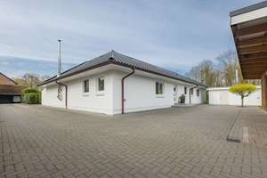 Exklusives Einfamilienhaus in Nordseenähe auf rund 300 m² Wohnfläche mit Traumgrundstück – Die vollständige Adresse der Immobilie erhältst du vom Anbieter., 25872 Ostenfeld (Husum) – Vorschaubild 36