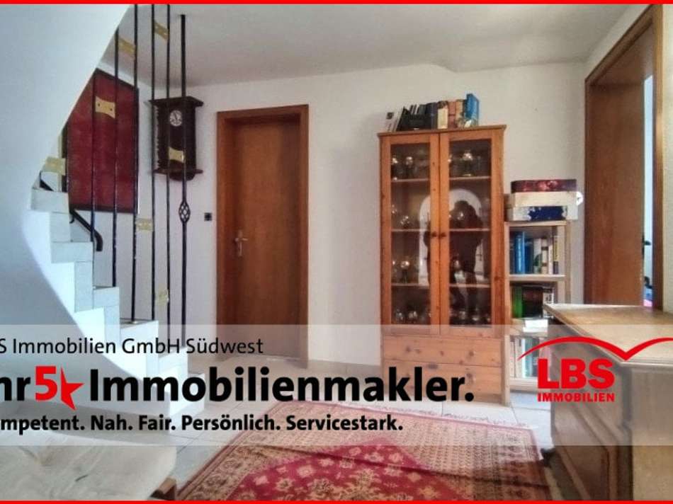 Diele im Untergeschoss - Bad-T