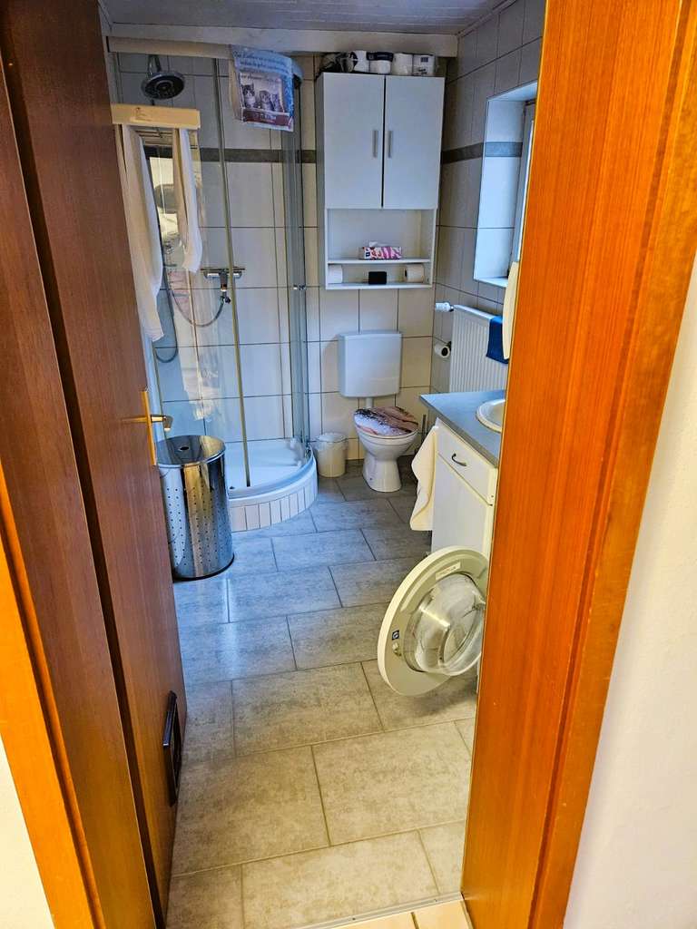 Immobilie in Burglengenfeld - Geräumiges 9-Zimmer Haus in Burglengenfeld mit Garage - Bild 2