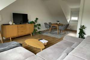 Ansprechende 2,5-Zimmer-DG-Wohnung mit Mosel Blick und Balkon in Koblenz-Güls – Die vollständige Adresse der Immobilie erhältst du vom Anbieter., 56072 Güls, Koblenz – Vorschaubild 4