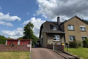 Doppelhaushälfte mit historischen Charme in Gladbeck! – Die vollständige Adresse der Immobilie erhältst du vom Anbieter., 45966 Gladbeck – Vorschaubild 1