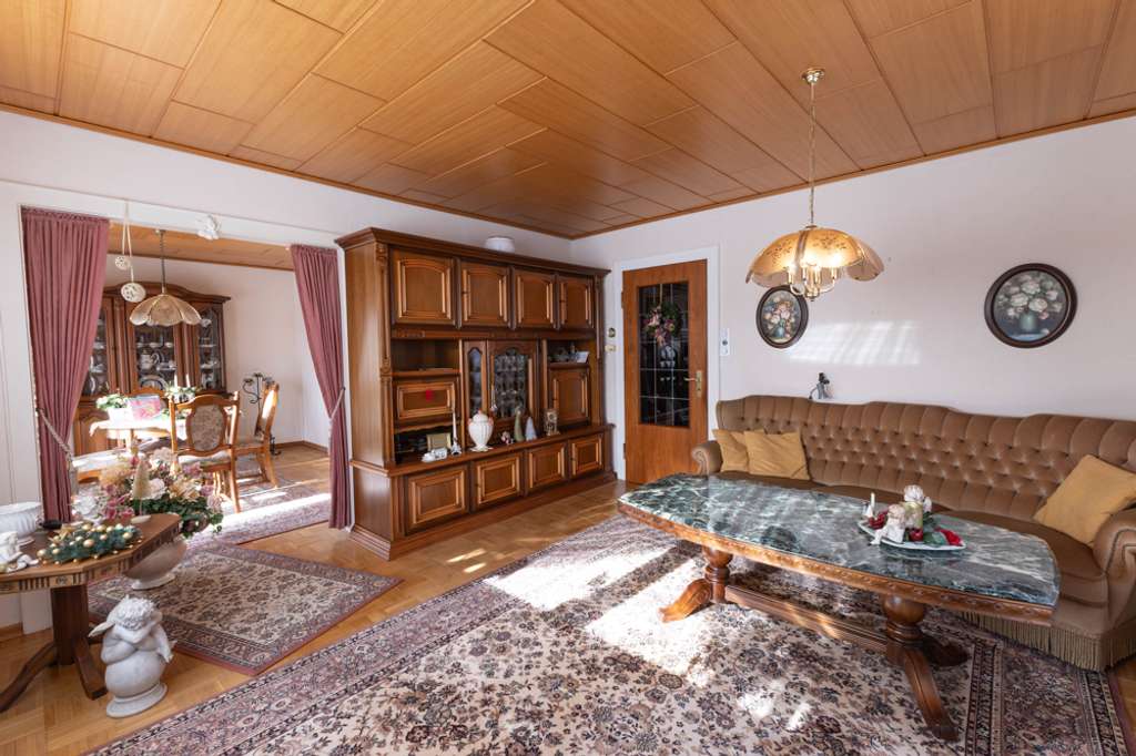 Immobilie in Nordhastedt - Charmantes Einfamilienhaus mit Einliegerwohnung und solider Bausubstanz in Nordhastedt - Bild 1