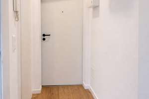 Luxuriöses 1-Zimmer Apartment voll möbliert inkl. Internet !!! Real Estate Hofmann !!! – Müllerstraße 2, 86153 Bleich und Pfärrle, Augsburg – Vorschaubild 11