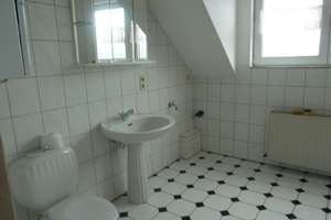 3-Zimmer-Maisonette-Wohnung mit Balkon und traumhaften Blick über den Stadtkegel – Burger Straße 6, 42859 Zentralpunkt, Remscheid – Vorschaubild 4