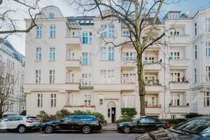 Helle 4-Zimmer-Dachgeschosswohnung mit Terrasse & Remise in Bestlage - Steglitz, Berlin