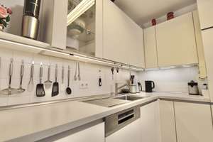 6,50m DECKENHÖHE & 13m² FENSTERFRONT - AUFZUG, TERRASSE, KLIMAANLAGE & KAMIN - SUPER LAGE! – Bernstorffstr. 6 rr, 13507 Tegel, Berlin – Vorschaubild 11