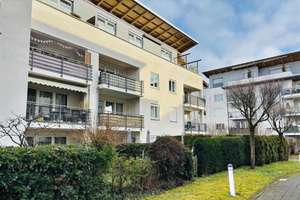 Helle 3 ½-Zimmer-Wohnung mit Süd-Balkon und TG-Stellplatz in Stuttgart-Bad Cannstatt