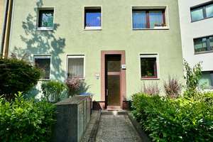 +++Bezugsfreie, lichtdurchflutete 2-Zimmer-Altbau-Wohnung mit Gemeinschaftsgarten+++ – Gersdorfstraße 71, 12105 Mariendorf, Berlin – Vorschaubild 11