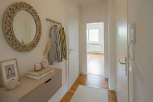 Single Traum: Frisch saniert, Einbauküche & Süd-West-Balkon – Am Bernsdorfer Hang 38, 9126 Bernsdorf, Chemnitz – Vorschaubild 4