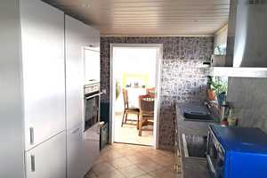 Ihr Familienfreundliches Zuhause!  mit Ofen, 4 Schlafzimmer, 2 Bäder, 2 Küchen, Garten – Biberach (Kreis) – Vorschaubild 3