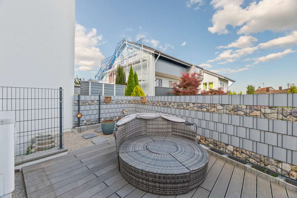 Immobilie in Hattenhofen - Neuwertige große Doppelhaushälfte - Bild 3