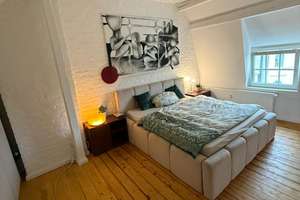 Hochwertige Altbau-/Dachgeschosswohnung in der Bonner Südstadt – in  direkter Rheinnähe – Die vollständige Adresse der Immobilie erhältst du vom Anbieter., 53113 Gronau, Bonn – Vorschaubild 5