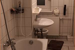 Schöne möblierte 2-Raum Wohnung in der Sewanstraß in Lichtenberg zu verkaufen – Die vollständige Adresse der Immobilie erhältst du vom Anbieter., 10319 Friedrichsfelde, Berlin – Vorschaubild 9