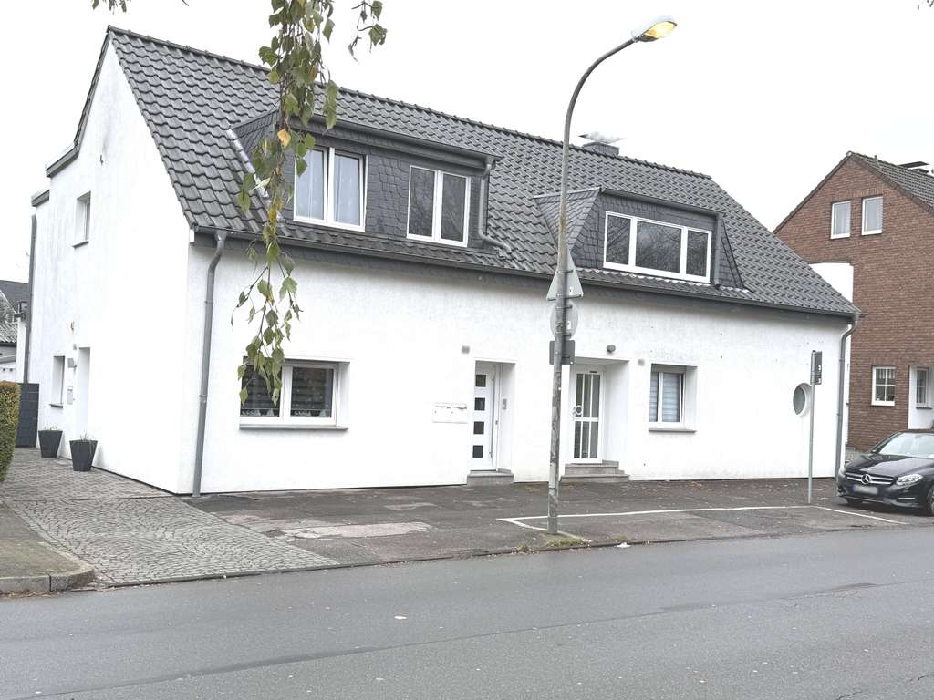 Immobilie in Bottrop - Bottrop-Fuhlenbrock - vermietetes Mehrfamilienhaus mit vier Wohnungen - Bild 0
