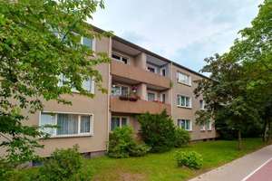 Schöne, renovierte 2-Zimmer-Wohnung mit Loggia!