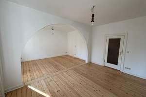 3 Zimmer Altbau-Wohnung im Hochparterre in Magdeburg Stadtfeld Ost – Uhlichstraße 11, 39108 Stadtfeld Ost, Magdeburg – Vorschaubild 2