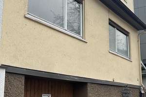 Doppelhaushälfte mit Garten, Garage & Entwicklungspotenzial – Die vollständige Adresse der Immobilie erhältst du vom Anbieter., 72461 Albstadt – Vorschaubild 2