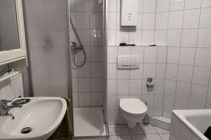 3,5-Zimmer-Wohnung mit klassischem Charakter * Parkett * Erker * überdachtem Balkon * Gäste-WC – Düppelstr. 54, 44789 Südinnenstadt, Bochum – Vorschaubild 14