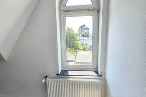 Gemütliche 2-Zimmer-Dachgeschosswohnung mit Dachterrasse im gepflegtem Altbau-Mehrfamilienhaus – Mönchengladbach – Vorschaubild 15