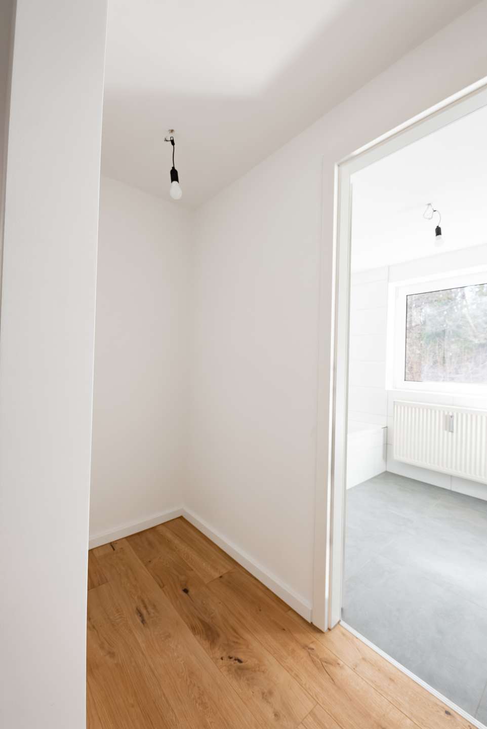 Immobilie in Miesbach - Stilvoll & Bezugsfrei: Lichtdurchflutete 2-Zimmer-Wohnung im Herzen Oberbayerns - Bild 6