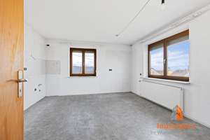 IMMOSPACE *** Großzügiges ZFH mit vielseitiger Nutzung, Balkon und XL-Garage in ruhiger Lage *** – Die vollständige Adresse der Immobilie erhältst du vom Anbieter., 86450 Altenmünster – Vorschaubild 10