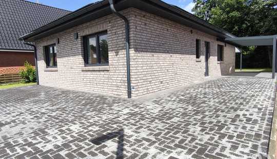 Bild von Wohnen auf einer Ebene – energieeffizienter Traum-Bungalow (Erstbezug) in Westoverledingen