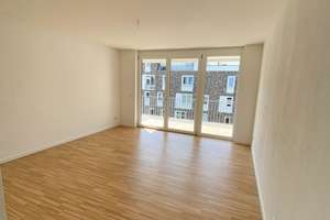 Traumhafte 4 Zimmer Familienwohnung mit Balkon – Die vollständige Adresse der Immobilie erhältst du vom Anbieter., 99086 Johannesvorstadt, Erfurt – Vorschaubild 2