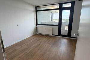 [LIS-10850] Moderne 4-Zimmer-Wohnung mit Balkon in Köln-Weiden – Ostlandstr. 34, 50858 Weiden, Köln – Vorschaubild 9