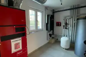 ÖKO - Holzhaushälfte KFW 40 mit gehobener Ausstattung und PV Anlage – Traunstein (Kreis) – Vorschaubild 10