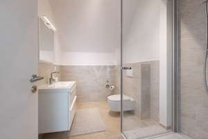 Kapitalanlage mit Villenflair – 7 Wohneinheiten inklusive freier Maisonettewohnung zum Selbstbezug – Die vollständige Adresse der Immobilie erhältst du vom Anbieter., 53127 Ippendorf, Bonn – Vorschaubild 18