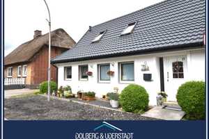 Ferienimmobilie mit zwei Wohnheinheiten und pflegeleichtem Grundstück – Immenstedt, Nordfriesland (Kreis), 25885 Nordfriesland (Kreis) – Vorschaubild 1