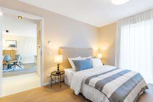 Penthouse-Feeling pur: 2,5 Zi. Neubauwohnung mit Panorama-Dachterrasse & Bergblick – Aubing-Ost-Straße 68/70, 81245 Altaubing, München – Vorschaubild 4