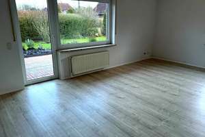 „Wohnglück in Wilhelmshaven – Doppelhaushälfte mit grünem Garten & Garage“ – Sven-Hedin-Str. 79 a, 26389 Maadebogen, Wilhelmshaven – Vorschaubild 9