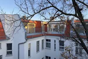 PROVISIONSFREI ! TRAUMHAFT SCHÖNE, HELLE DACHGESCHOSS-WHG. M. TERRASSE WEITBLICK, LIFT BARRIEREFREI – Die vollständige Adresse der Immobilie erhältst du vom Anbieter., 10405 Prenzlauer Berg, Berlin – Vorschaubild 10