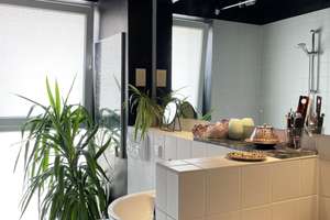 Helle 1-Zimmer Wohnung im 4. OG mit Loggia und Aufzug in Berlin-Mitte, provisionsfrei – Melchiorstraße 47, 10179 Mitte (Ortsteil), Berlin – Vorschaubild 4